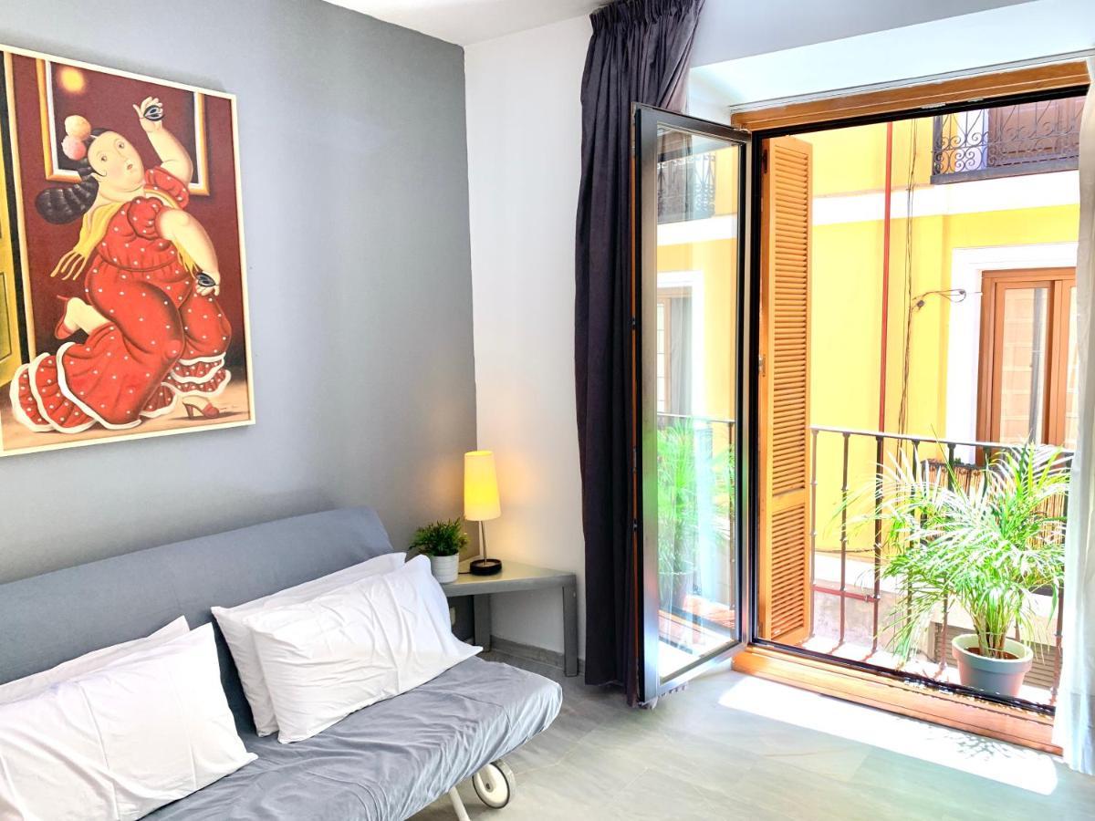 Apartamentos Por Temporada En Puerta Del Sol Мадрид Экстерьер фото